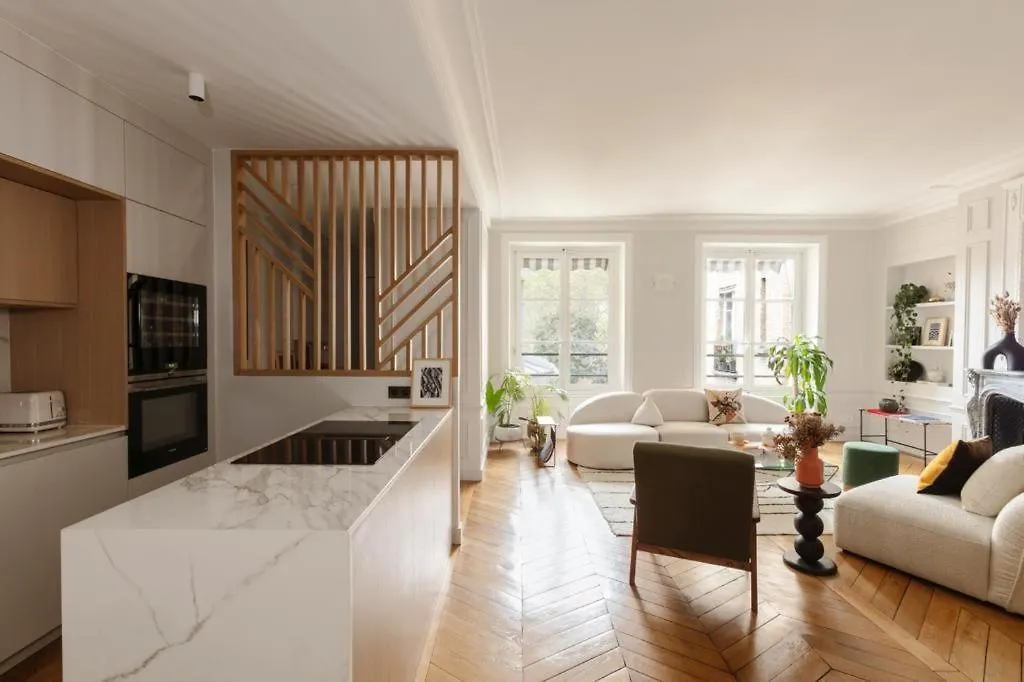 Luxury Saint Germain Des Pres Apartment